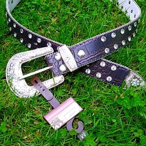 Bit & Bridal Brown Leather cowgirl belt with bling ! sz. M